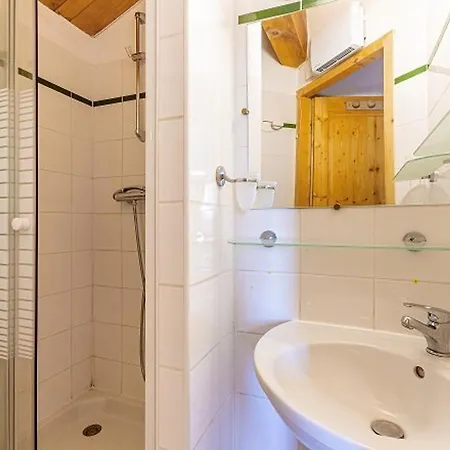 6 Pieces Sur Les Pistes A La Plagne, 10 Pers, Garage, Balcon, Ensoleille, Ski-in/ski-out - Fr-1-351-85 Holiday home *
