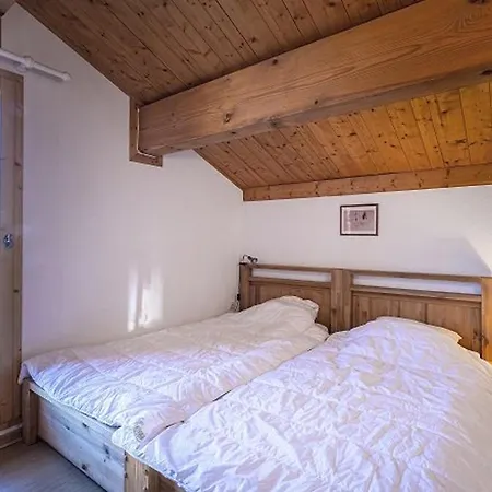 6 Pieces Sur Les Pistes A La Plagne, 10 Pers, Garage, Balcon, Ensoleille, Ski-in/ski-out - Fr-1-351-85 Holiday home La Plagne